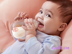 新生婴儿奶瓶应该准备几个比较合适？