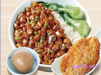 美团醉面 经典卤肉饭+大鸡排+卤蛋套餐兑换券￥18.9